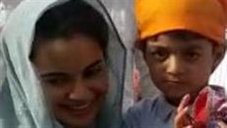 अपने परिवार के साथ श्री हरमिंदर साहिब गुरुद्वारा दर्शन करने पहुंची कंगना रनौत!
